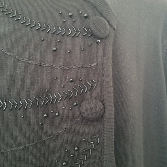 Black Blouse with Beaded Design Lightweight Acrylic Plus 3X - Picture 10 of 13